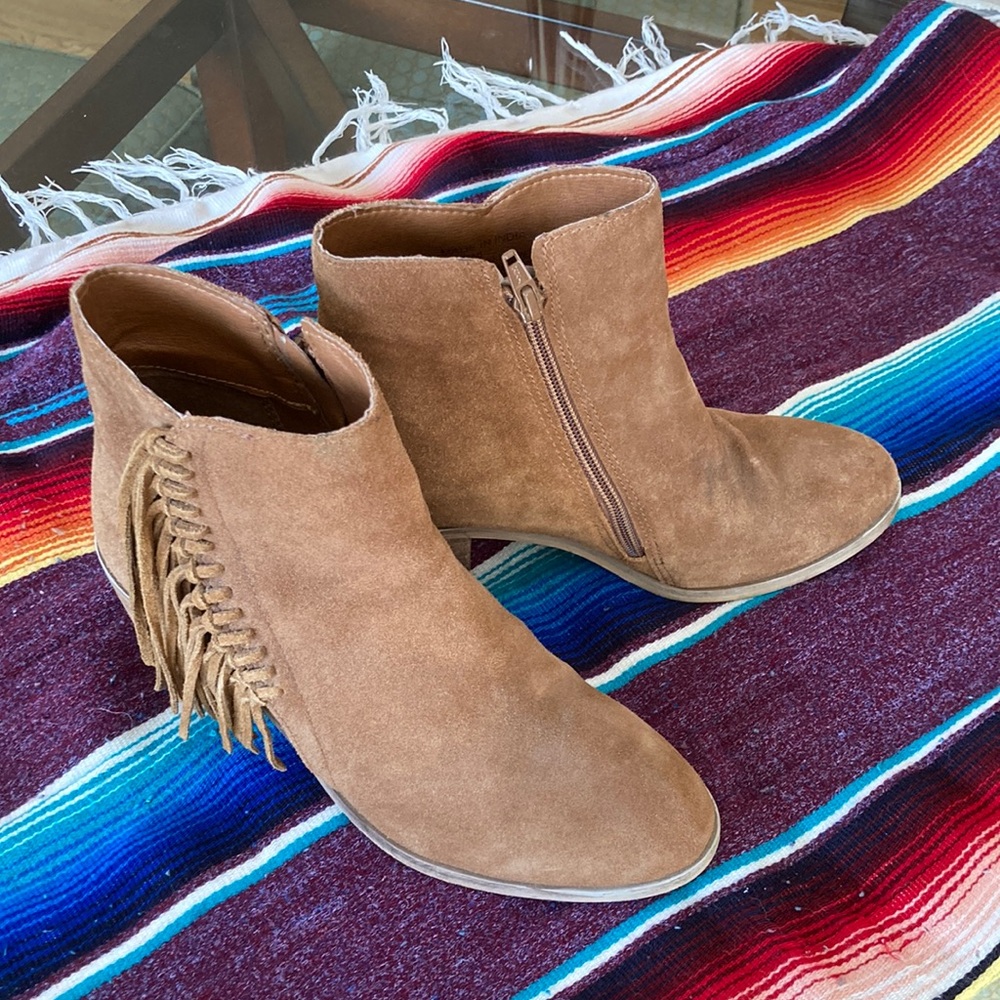 Kenneth Cole Reaction Suede Fringe Booties